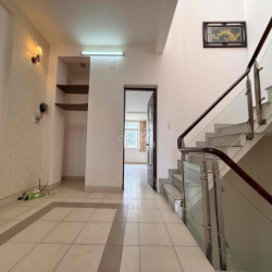 VĂN PHÒNG 150M2 KHU NHÀ PHỐ HƯNG GIA, PHÚ MỸ HƯNG