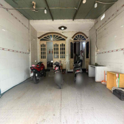 NHÀ MẶT TIỀN KHU CHỢ TẤP NẬP - DT : 6,5 X 14M - TRỆT LẦU