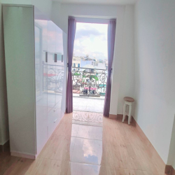 CĂN HỘ CAO CẤP 50M2,  6.5TR, BAN CÔNG, THANG MÁY, NGAY NGÃ 6 GÒ VẤP