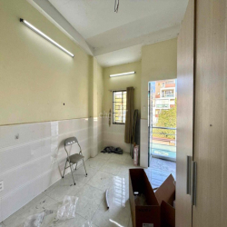 MỚI 100% CÁC PHÒNG BAN CÔNG CỬA SỔ NGAY TRUNG TÂM QUẬN 10 GIÁ SIÊU RẺ