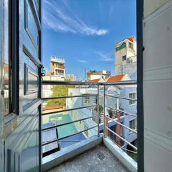 MỚI 100% CÁC PHÒNG BAN CÔNG CỬA SỔ NGAY TRUNG TÂM QUẬN 10 GIÁ SIÊU RẺ