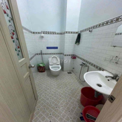 Nhà 1/ Lê Văn Quới 4mx18m 3 lầu 3pn 3wc hẻm 6m thông