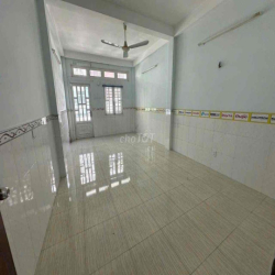 Nhà 1/ Lê Văn Quới 4mx18m 3 lầu 3pn 3wc hẻm 6m thông