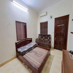Cho thuê nhà riêng Ngõ Gốc Đề, Minh Khai 40m2*4 tầng