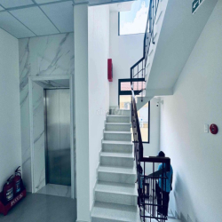 [Cho Thuê] Toà Nhà OFFICE Lê Quang Địnhh P.14 Bình Thạnh 800m2 100tr