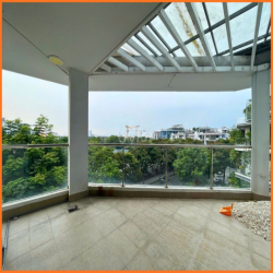Cho thuê văn phòng 50m2 ban công góc đẹp - Vạn Phúc City