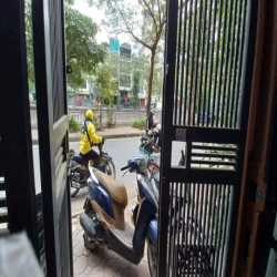 Cho Thuê Mặt Bằng Tương Mai 30m² Kinh Doanh Tốt, Gần ĐH Bách-Kinh-Xây