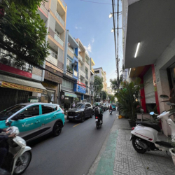 Cho Thuê Nguyên Căn Góc 2MT Nguyễn Hồng Đào dt 4x15-3.5 tấm-30tr/th