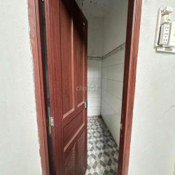 Cho Thuê kho , xưỡng  10x20 =200m2 điện 3fa xtt