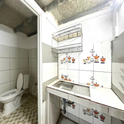 Phòng Trọ Gác Cao ,Cực Thoáng Nằm Tại Đường Nguyễn Xiển Quận 9