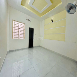NHÀ HẺM TẢI, THOÁNG MÁT, 1T2L 4PN 5WC, RA QL13 RẤT GẦN
