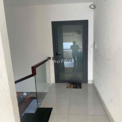 NHÀ 2PN ĐẬU XE HƠI THOẢI MÁI GẦN GÒ VẤP- NGUYỄN THÁI SƠN