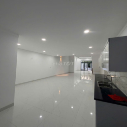 Hàng hiếm, hẻm 118 Y Nuê, nhà mới xây 100%, nở hậu, DT 128m2