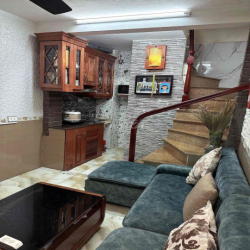 Cho thuê nhà nguyên căn 25m x 5,5 tầng ngõ 56 Ngô Sĩ Liên - Văn Miếu -