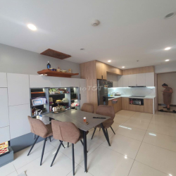 Tôi cần cho thuê gấp căn 2PN Full nội thất cao cấp, giá chỉ 10tr/tháng