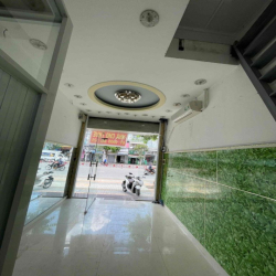 mặt bằng gần Đại lộ Đồng Khởi