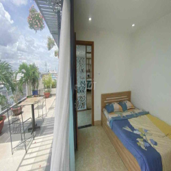 CHO THUÊ PENTHOUSE SÂN VƯỜN TÂN BÌNH – NGAY ETOWN & K300 – ĐỦ NỘI THÂT