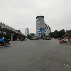 Tầng 1 lối đi riêng làm văm phòng đại diện, kho ngã tư Cầu Giấy