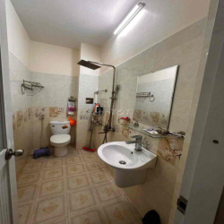 CHO THUÊ NHÀ 3 TẦNG (4pn, 3wc) hẻm xe hơi trục Đình Phong Phú