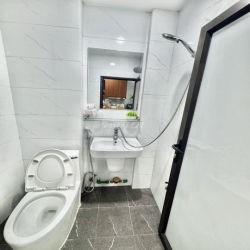 CHO THUÊ CĂN HỘ STUDIO BAN CÔNG THOÁNG NẰM NGAY LIỄU GIAI, BA ĐÌNH