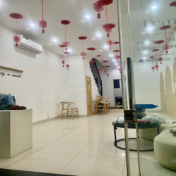 Mặt bằng kinh doanh tại Trung Hoà Nhân Chính