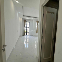 CHO THUÊ VĂN PHÒNG CITYLANND 40m2 THANG MÁY TỪ HẦM ĐỂ XE