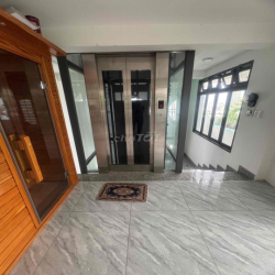 cho thuê căn hộ Full tầng 120m2