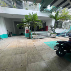 cho thuê căn hộ Full tầng 120m2