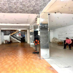 Cho thuê nhà mặt tiền đường Nguyễn Kiệm, P.9, Phú Nhuận _ Gần sân bay