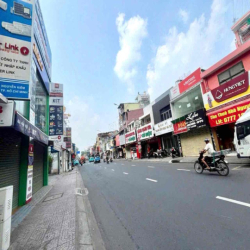 Cho thuê nhà mặt tiền đường Nguyễn Kiệm, P.9, Phú Nhuận _ Gần sân bay