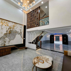 Cho Thuê Nhà Mới Xây 100% DT 200m2 1Trệt 1Lửng 3Lầu 4Pn 5Wc Sân Thượng