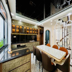 Cho Thuê Nhà Mới Xây 100% DT 200m2 1Trệt 1Lửng 3Lầu 4Pn 5Wc Sân Thượng