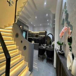 Siêu Phẩm Full Nội Thất Cao Cấp HXH Thông 3PN(có PN Trệt)