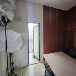 Chính chủ cho thuê căn hộ 137 Nguyễn Ngọc Vũ ở hoặc làm văn phòng 12tr