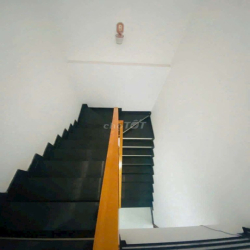 Nhà 2 Lầu 4 Phòng Ngã 4 Nước Đá