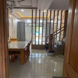 Cho Thuê Nhà 5x18 3lầu 1hầm 6pn 3wwc