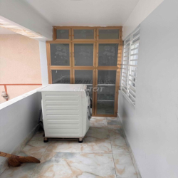 Nhà nguyên căn 1 trệt 3 lầu 15tr/tháng đường 3122 Phạm Thế Hiển P7 Q.8