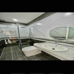 Cho Thuê Nhà DT 4x22m 1Trệt 1Lửng 2Lầu 4Pn 4Wc Sân Rộng Ôtô 1 Sẹc Ngắn