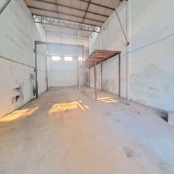 CHO THUÊ KHO XƯỞNG 10X25M, LỬNG, ĐIỆN 3PHA, TẢI 5TẤN THÔNG, GIÁ 22TR