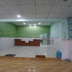 Nhà đẹpmặt tiền dt 5x20m 2pn1wc Huỳnh Thị Na HM giáp Q12 KD tốt, 8,5tr