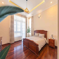 CHO THUÊ VILLA SÂN VƯỜN – P2 ĐÀ LẠT – TRUNG TÂM VIP 💎  📍 Vị trí: Ph