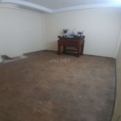 Cho thuê nhà phố Nguyễn Thị Định, Dt 60m2 x 5 tầng, mặt tiền 5m, đg 8m