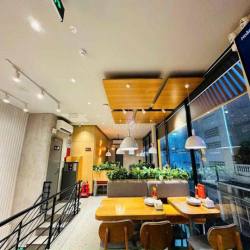 CHO THUÊ GÓC 2MT ĐỀ THÁM- TRẦN HƯNG ĐẠO Q1 DT 8x20M