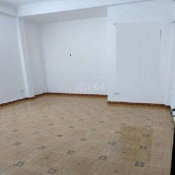 Cho thuê nhà phố Nguyễn Thị Định, Dt 60m2 x 5 tầng, mặt tiền 5m, đg 8m