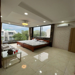 Chính chủ cho thuê nhà full nội thất, 4 PN, 4WC tại KDC Làng Sen VN