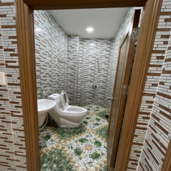 Chính chủ cho thuê nhà full nội thất, 4 PN, 4WC tại KDC Làng Sen VN