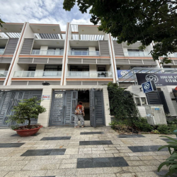 CHO THUÊ MẶT BẰNG VỈA HÈ 2TR/TH TẠI KĐT VẠN PHÚC