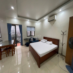 Cho thuê căn hộ 1 ngủ (40m2) Waterfront City, ban công rộng.