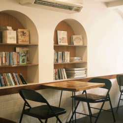 Cho thuê nhà nguyên căn MT Phan Xích Long, Phú Nhuận. DT: 7x25m.