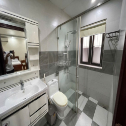 Cho thuê căn hộ 1 ngủ (40m2) Waterfront City, ban công rộng.